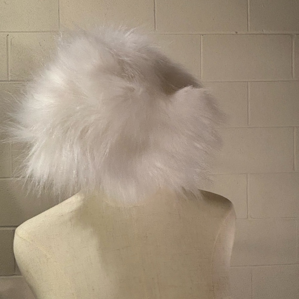 Huda Beauty Fluffy White Faux Fur Hat